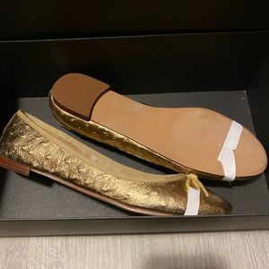 Banana Republic Gold Flats